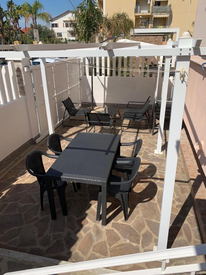 Casa Charlotte Hotell Pizzo  Eksteriør bilde